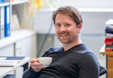 Tobias Käser ist neuer Assistenzprofessor für Immunologie. Foto: Michael Bernkopf/Vetmeduni