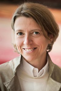 Portraitfoto Vizerektorin Mag.a Birgit Hochenegger-Stoirer, LL.M