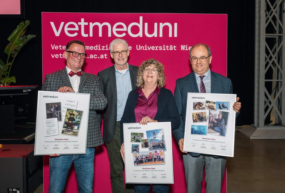 Armin Saalmüller, VR Otto Doblhoff-Dier, Annemarie Käsbohrer und Franz Schwarzenberger. Armin Saalmüller, VR Otto Doblhoff-Dier, Annemarie Käsbohrer und Franz Schwarzenberger.