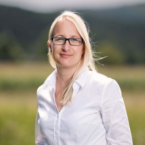 Portr&auml;t von Melanie Sch&auml;ren-Bannert