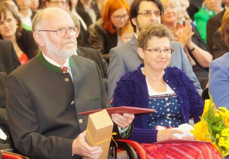Verleihung der Ehrensenator:innenschaft an Erich und Karin M&ouml;stl im Jahr 2014. 