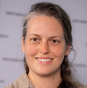 Isa Klee, Künstlerin und Aktivistin im Bereich Biodiversität
