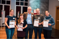 PreisträgerInnen des Poster Awards in den Kategorien "Universitätsumfeld" und "Wissenschaftsjournalismus". 