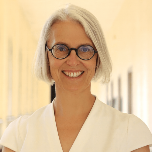 Portr&auml;tfoto von Anja Ballis