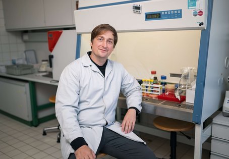 Laborleiter Patrick Mikuni-Mester/Zentrum für Lebensmittelwissenschaften und Öffentliches Veterinärwesen an der Vetmeduni