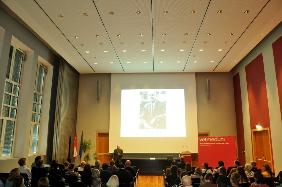 Vortrag Prof. Dr. Wick im Festsaal
