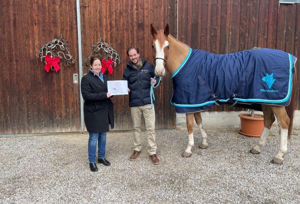 Gutschei&uuml;bergabe an Georg Ratschitsch