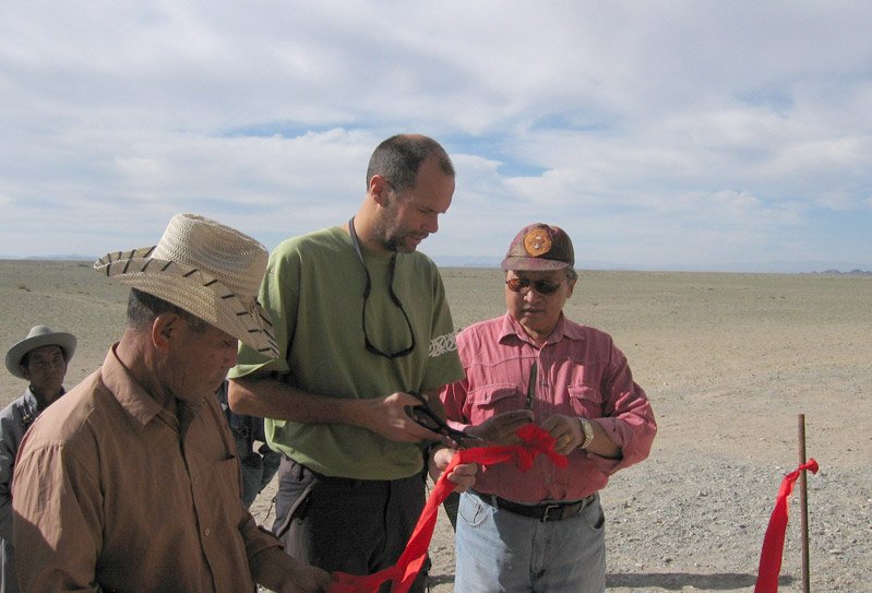 Gruppenfoto von Prof.Dr. Chris Walzer mit mongolischen Kollegen