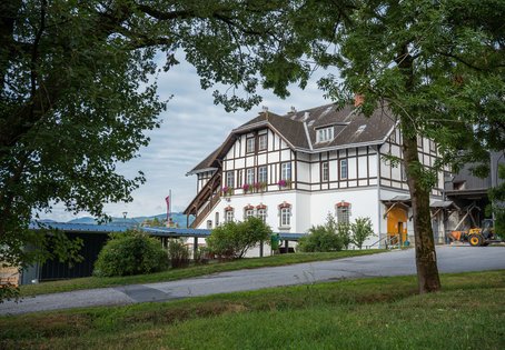 Besichtigung der VetFarm, Foto: Thomas Suchanek/Vetmeduni