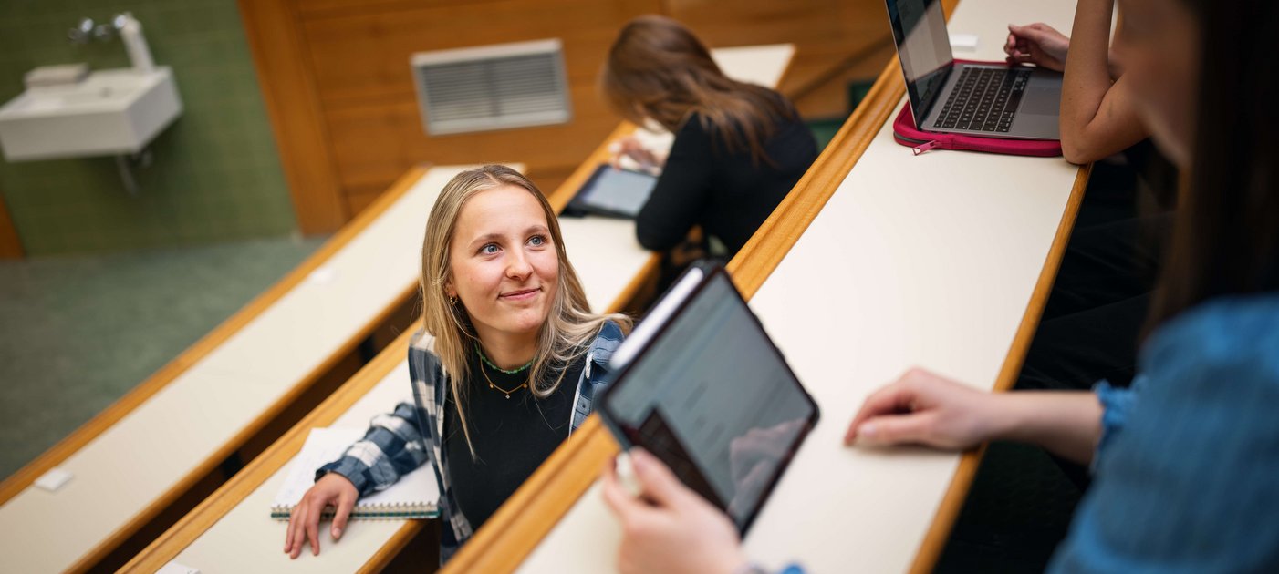 Studierende im Hörsaal