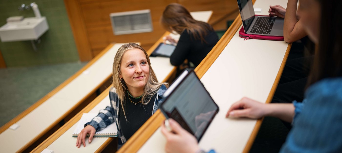Studierende im Hörsaal