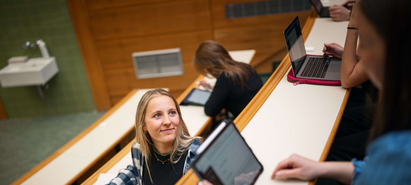 Studierende im Hörsaal