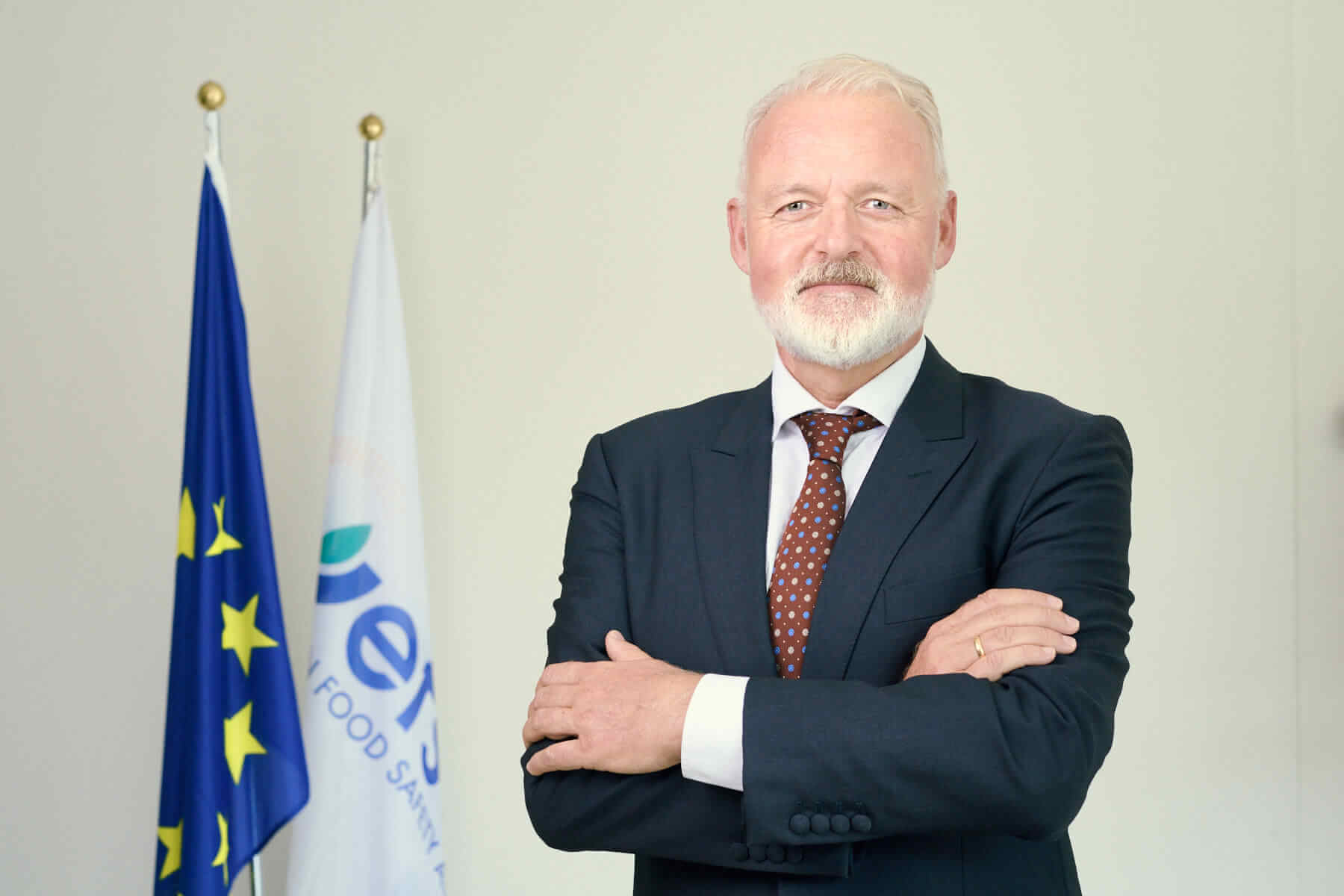 Portr&auml;tfoto von Veterin&auml;rmedizin-Absolvent Nikolaus Kriz