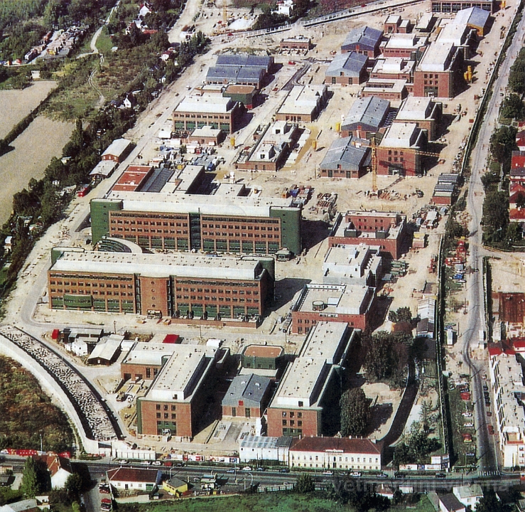 Neuer Campus Bauphase Luftbild 1995 Kopie